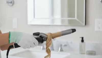 Sicheres Styling: Hitzeschutzhandschuh für Lockenstäbe